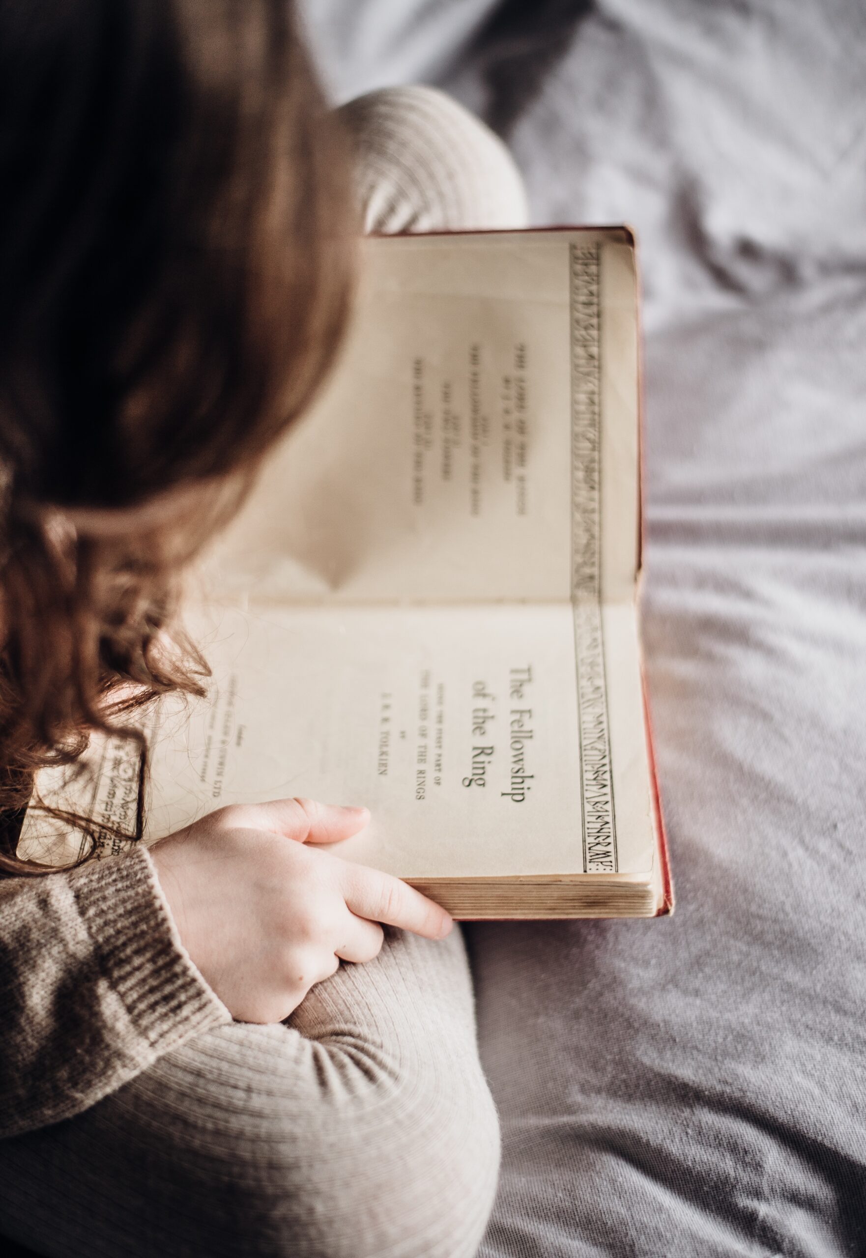 girl reading